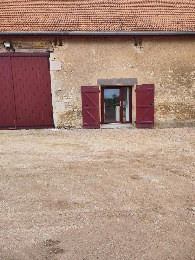Le Domaine Des Reverets Trezelles Buitenkant foto